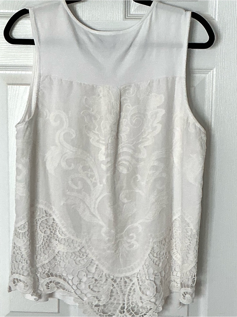 Emelia White Crochet Lace Back Sleeveless Top Women’s XL